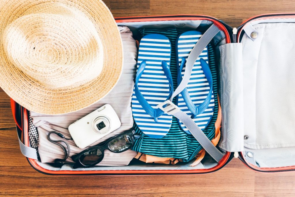 Làm sao để xếp gọn đồ đạc vào chiếc vali du lịch của bạn?